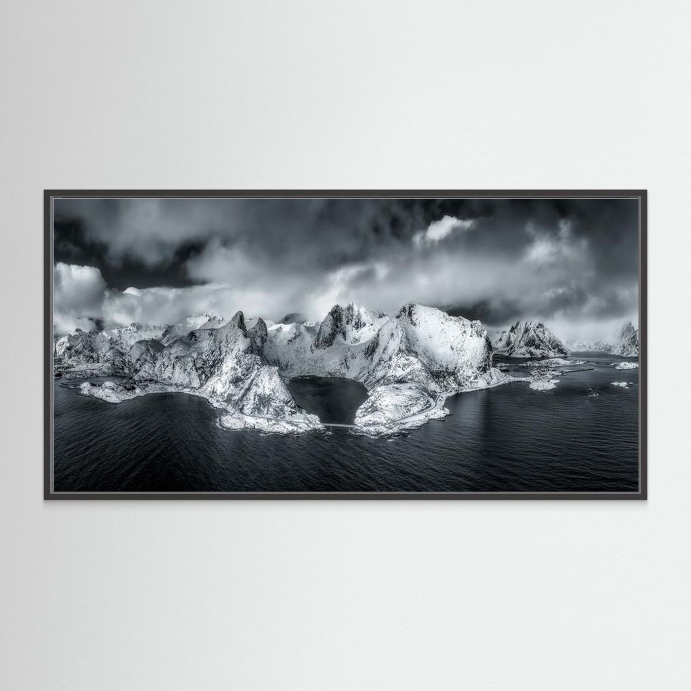 Ring of Snow Mountains (Panorama) by Mei Xu