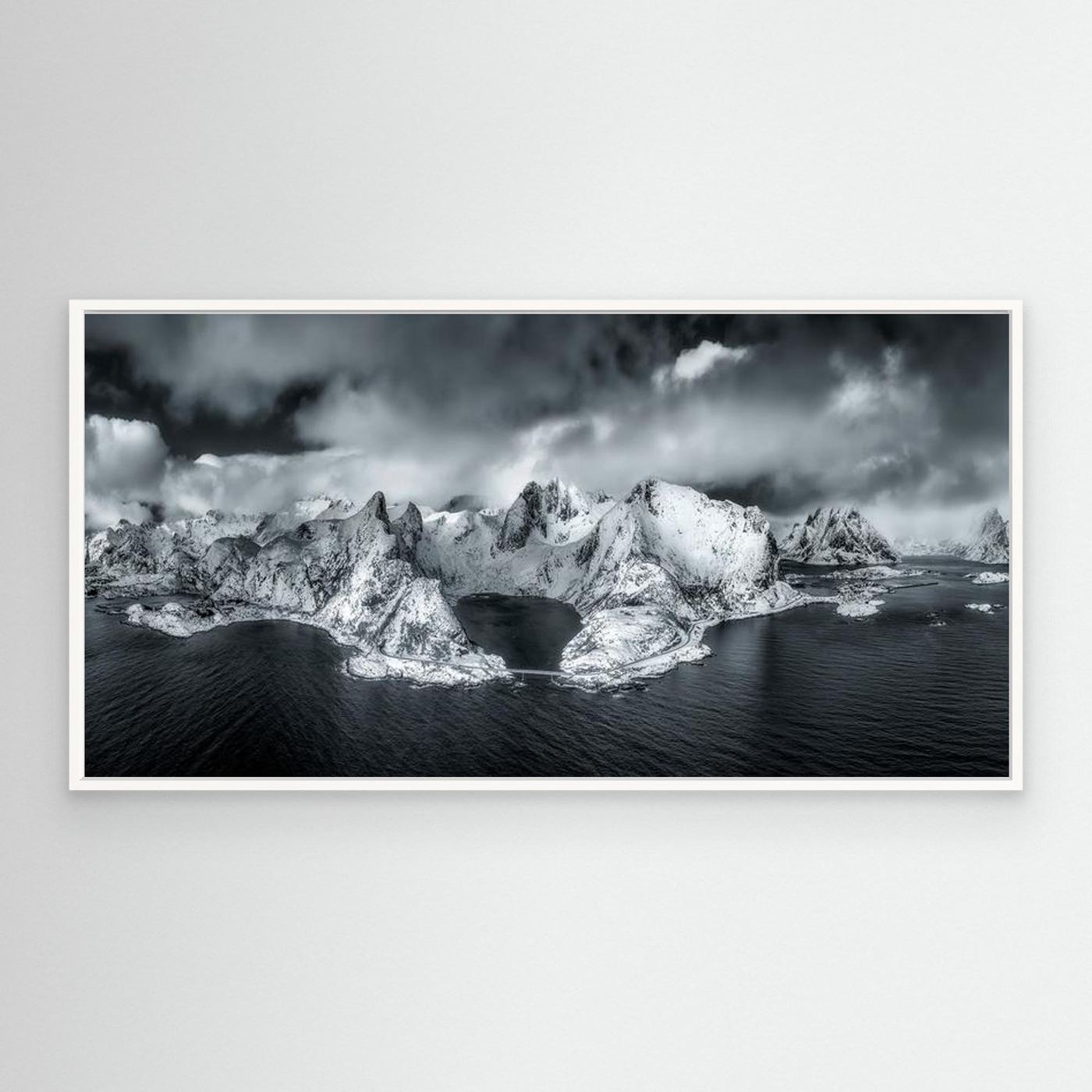 Ring of Snow Mountains (Panorama) by Mei Xu