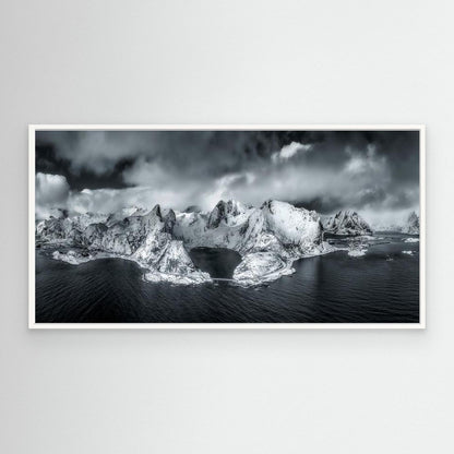 Ring of Snow Mountains (Panorama) by Mei Xu