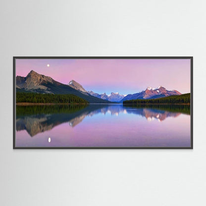 Maligne Lake by Yan Zhang