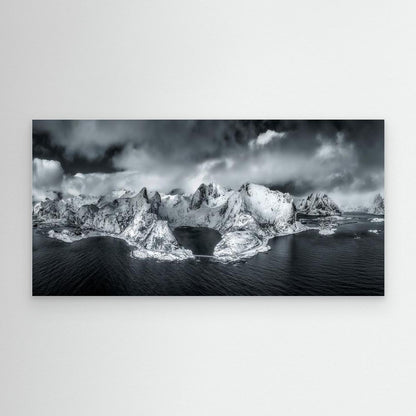 Ring of Snow Mountains (Panorama) by Mei Xu