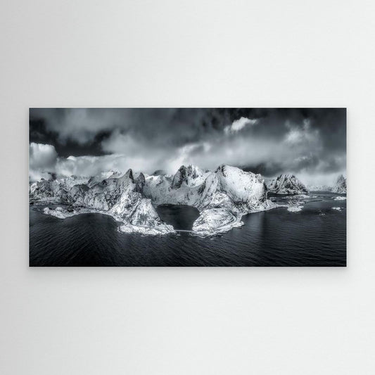 Ring of Snow Mountains (Panorama) by Mei Xu