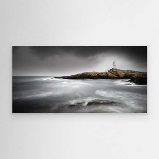 Lighthouse by Claes Thorberntsson